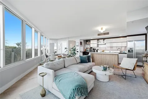 2155 Washington Court Miami Beach FL 33139