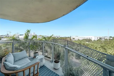 2155 Washington Court Miami Beach FL 33139