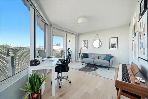 2155 Washington Court Miami Beach FL 33139