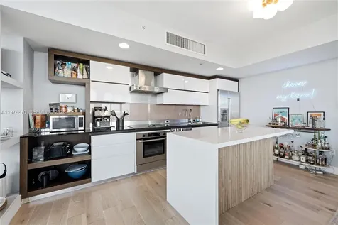 2155 Washington Court Miami Beach FL 33139