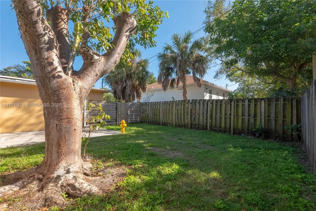2621 SW 12th Terrace Fort Lauderdale FL 33315