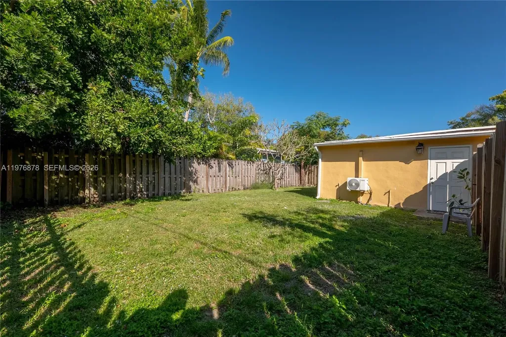 2621 SW 12th Terrace Fort Lauderdale FL 33315