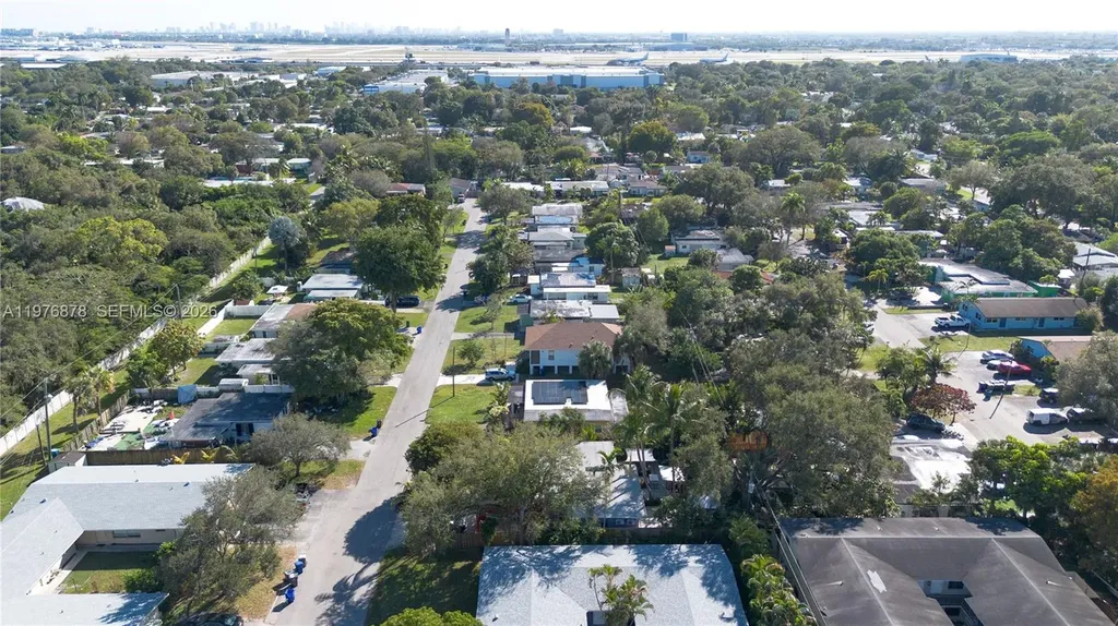 2621 SW 12th Terrace Fort Lauderdale FL 33315