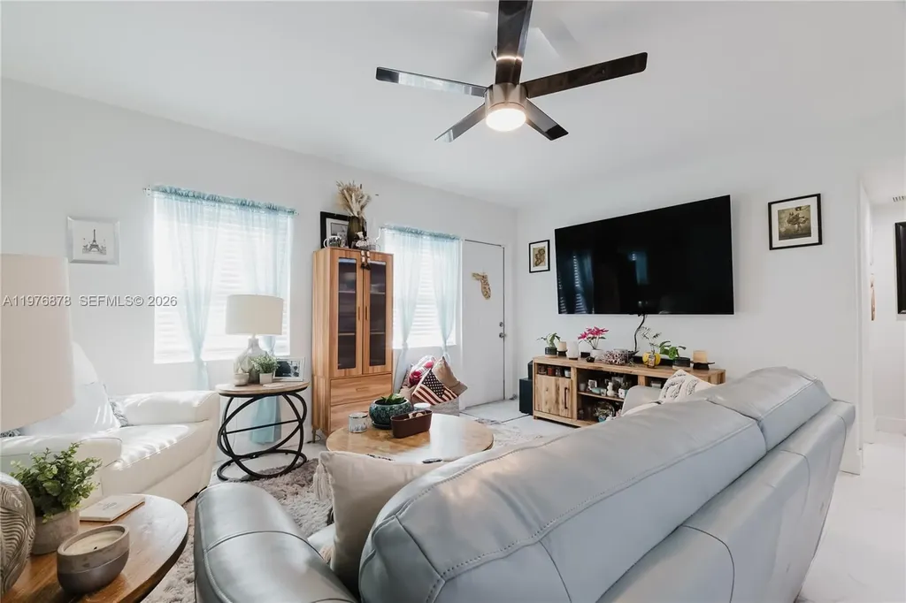 2621 SW 12th Terrace Fort Lauderdale FL 33315