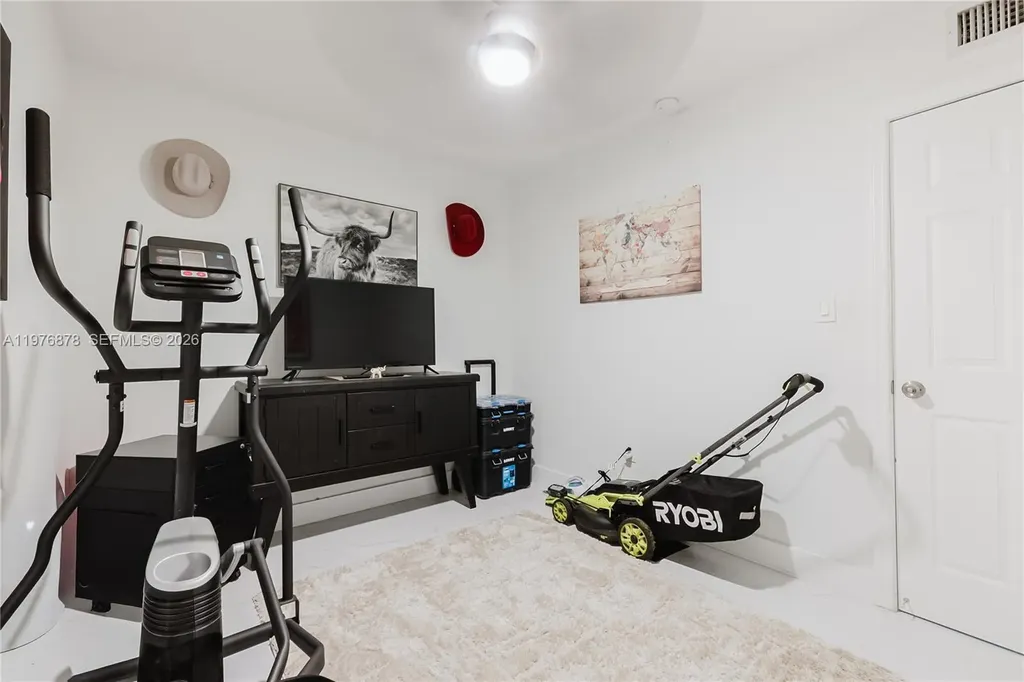 2621 SW 12th Terrace Fort Lauderdale FL 33315