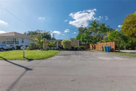 2621 SW 12th Terrace Fort Lauderdale FL 33315