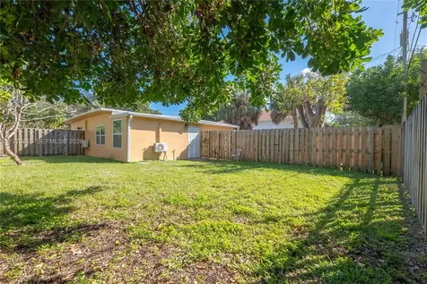 2621 SW 12th Terrace Fort Lauderdale FL 33315
