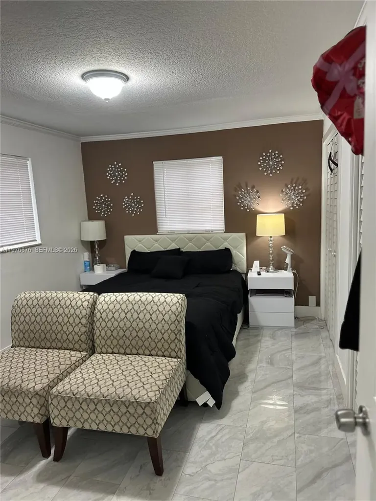 5710 Douglas Street Hollywood FL 33021