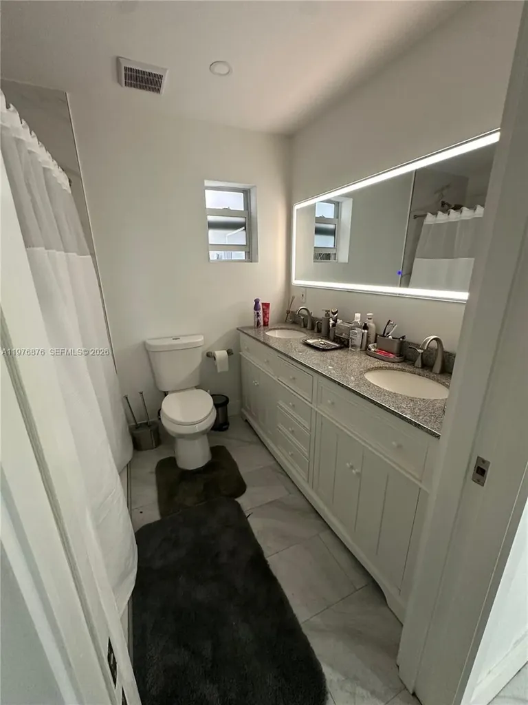 5710 Douglas Street Hollywood FL 33021
