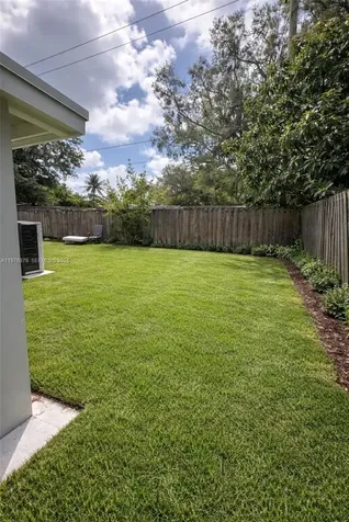 5710 Douglas Street Hollywood FL 33021