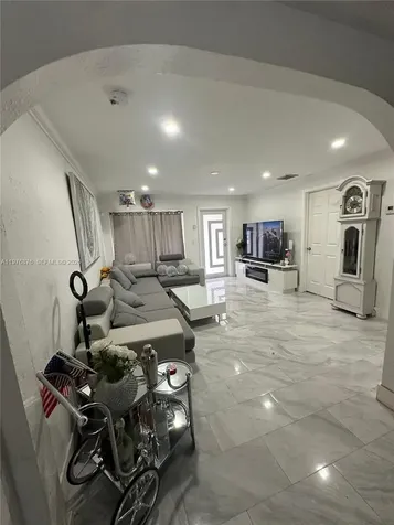 5710 Douglas Street Hollywood FL 33021