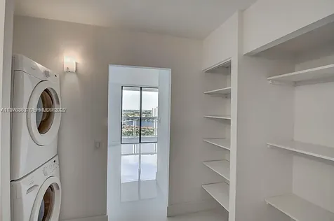 20505 E Country Club Drive Aventura FL 33180