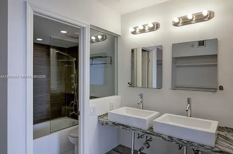 20505 E Country Club Drive Aventura FL 33180