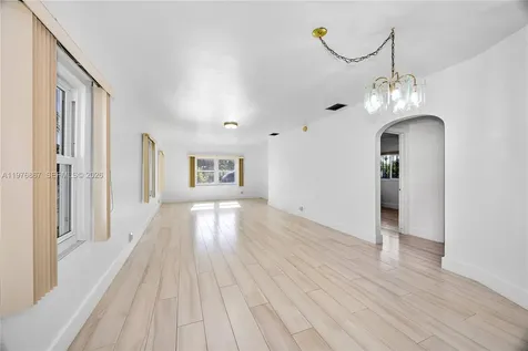 150 SW 58th Avenue Miami FL 33144
