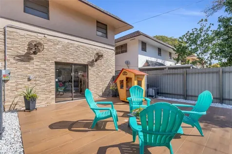 2172 NE 171st Street North Miami Beach FL 33162