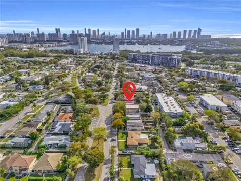 2172 NE 171st Street North Miami Beach FL 33162