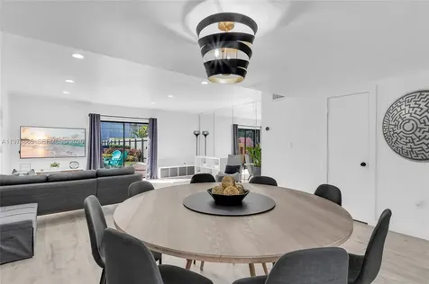 2172 NE 171st Street North Miami Beach FL 33162