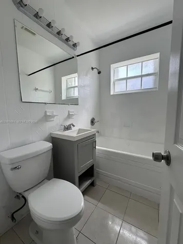 16981 NE 8th Court North Miami Beach FL 33162
