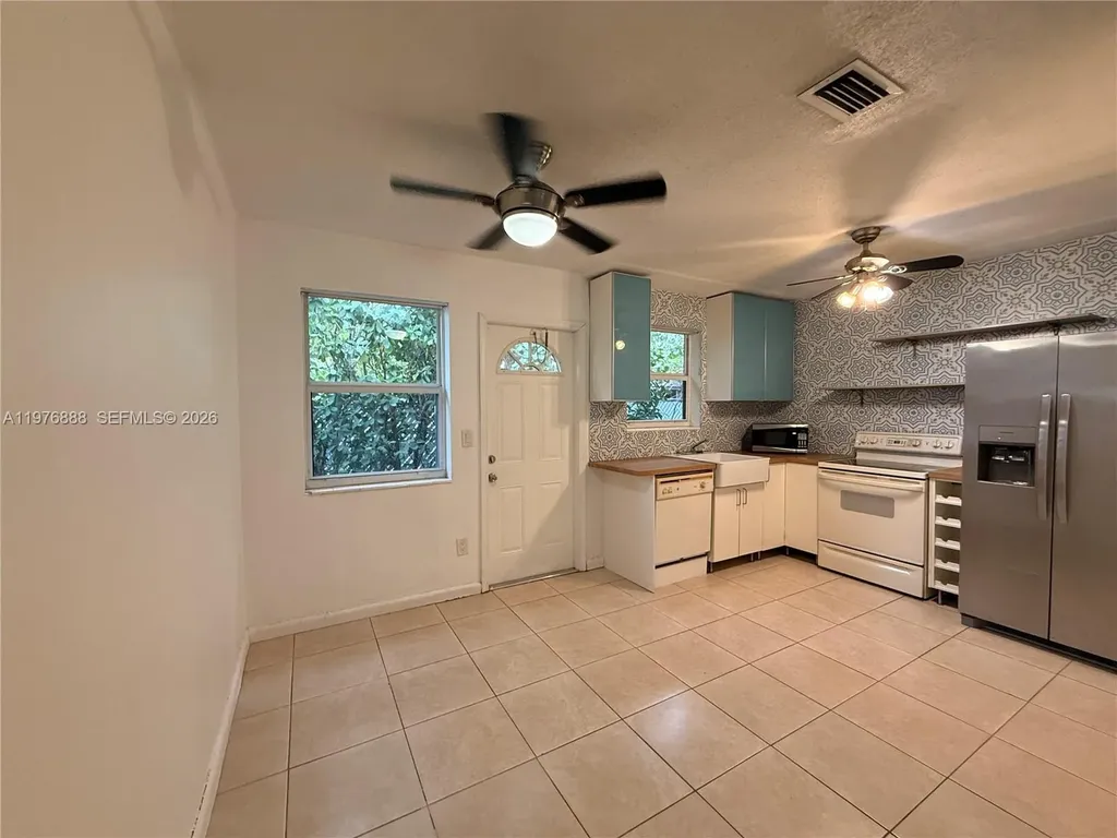 1104 N 17th Court Hollywood FL 33020