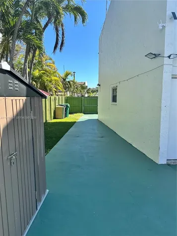 Miami FL 33173