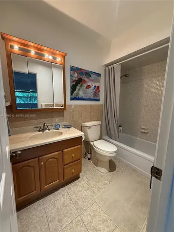 5141 W Oakland Park Boulevard Lauderdale Lakes FL 33313