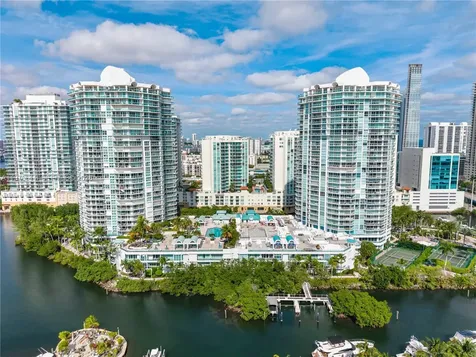 16500 Collins Avenue Sunny Isles Beach FL 33160
