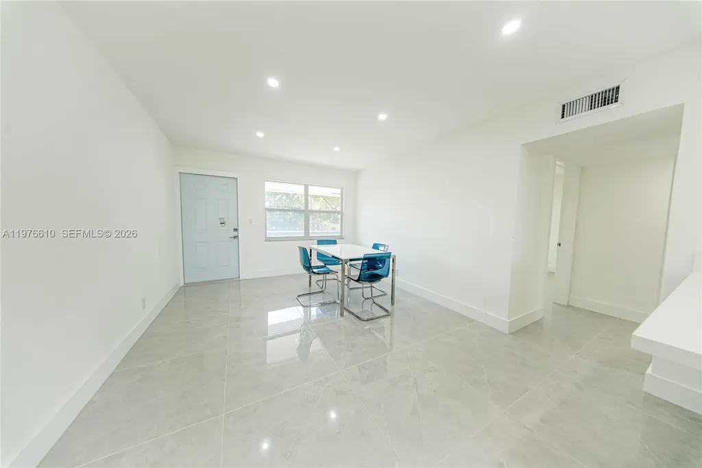 2458 Polk Street Hollywood FL 33020