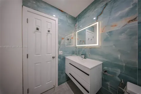2458 Polk Street Hollywood FL 33020