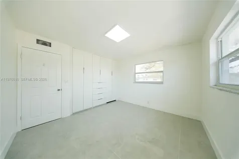 2458 Polk Street Hollywood FL 33020