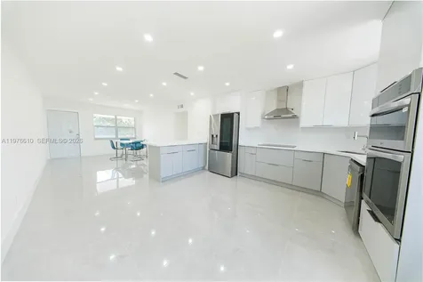 2458 Polk Street Hollywood FL 33020
