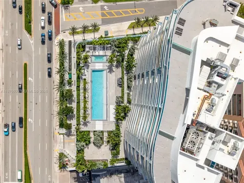 17550 Collins Avenue Sunny Isles Beach FL 33160