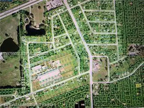 811 Yellowtail Lane Punta Gorda FL 33982