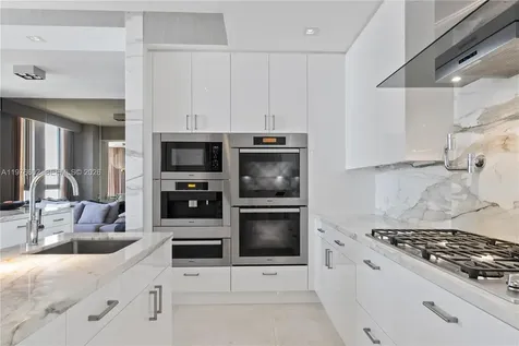 17749 Collins Avenue Sunny Isles Beach FL 33160