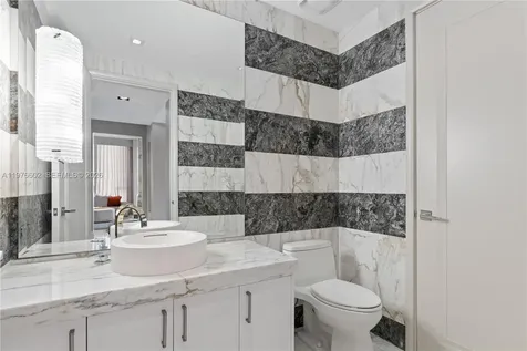 17749 Collins Avenue Sunny Isles Beach FL 33160