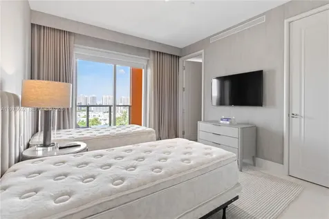 17749 Collins Avenue Sunny Isles Beach FL 33160
