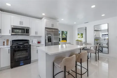 1360 SW 6th Terrace Deerfield Beach FL 33441