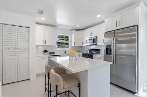 1360 SW 6th Terrace Deerfield Beach FL 33441