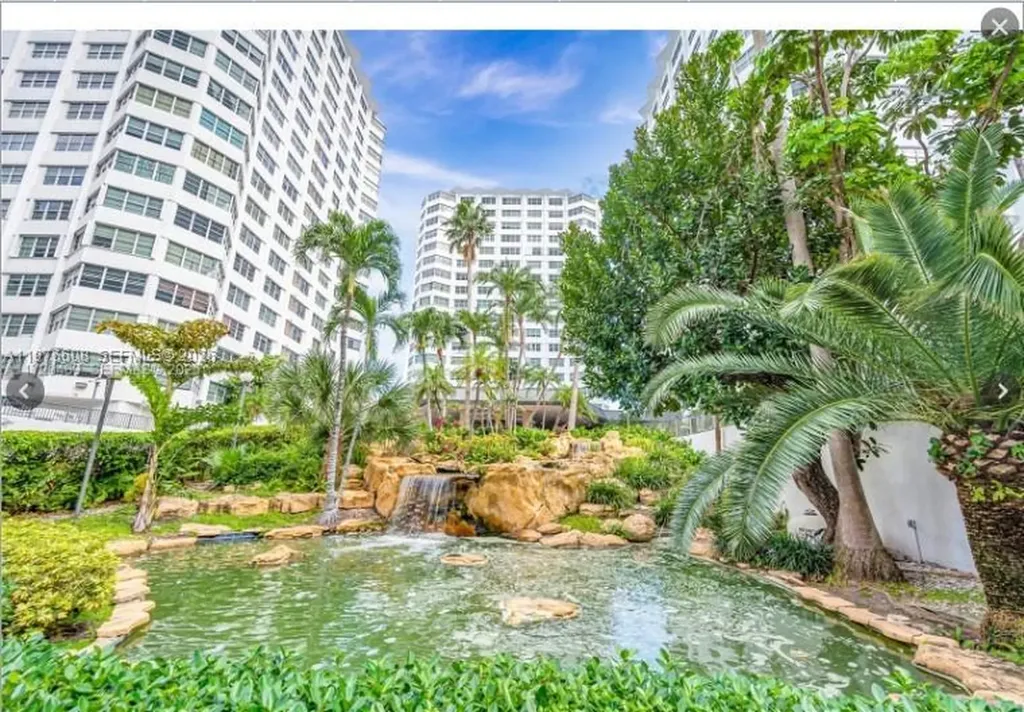 999 Brickell Bay Drive Miami FL 33131