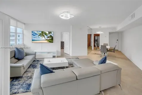 999 Brickell Bay Drive Miami FL 33131