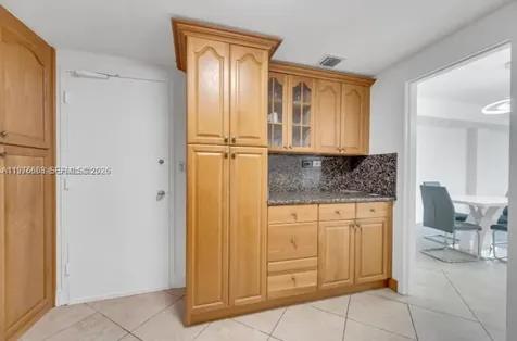 999 Brickell Bay Drive Miami FL 33131