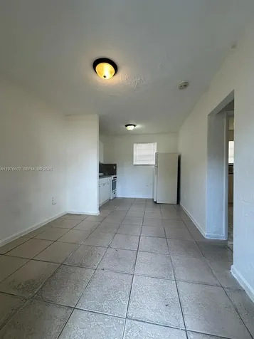Miami FL 33136