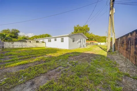 10203 NW 12th Avenue Miami FL 33150