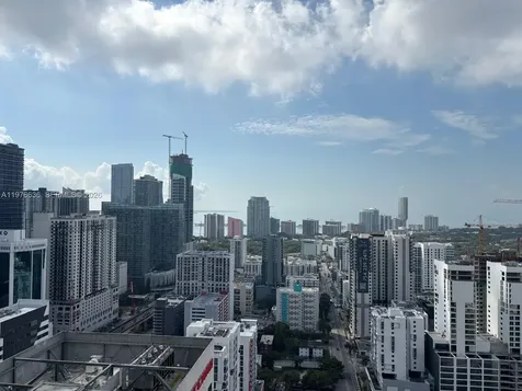 185 SW 7th Street Miami FL 33130