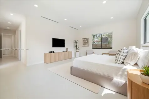 6990 SW 58th Street Miami FL 33143