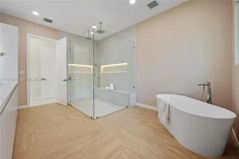 6990 SW 58th Street Miami FL 33143