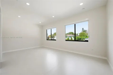 6990 SW 58th Street Miami FL 33143
