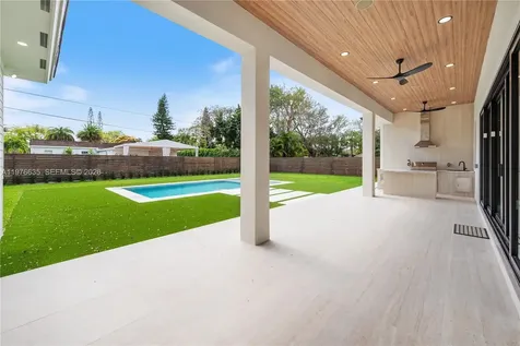6990 SW 58th Street Miami FL 33143