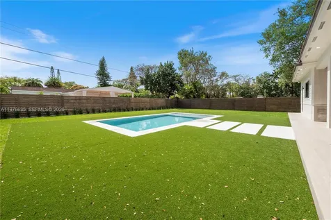 6990 SW 58th Street Miami FL 33143