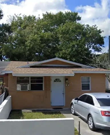 2111 NW 26th Avenue Fort Lauderdale FL 33311