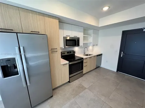 16395 Biscayne Boulevard North Miami Beach FL 33160